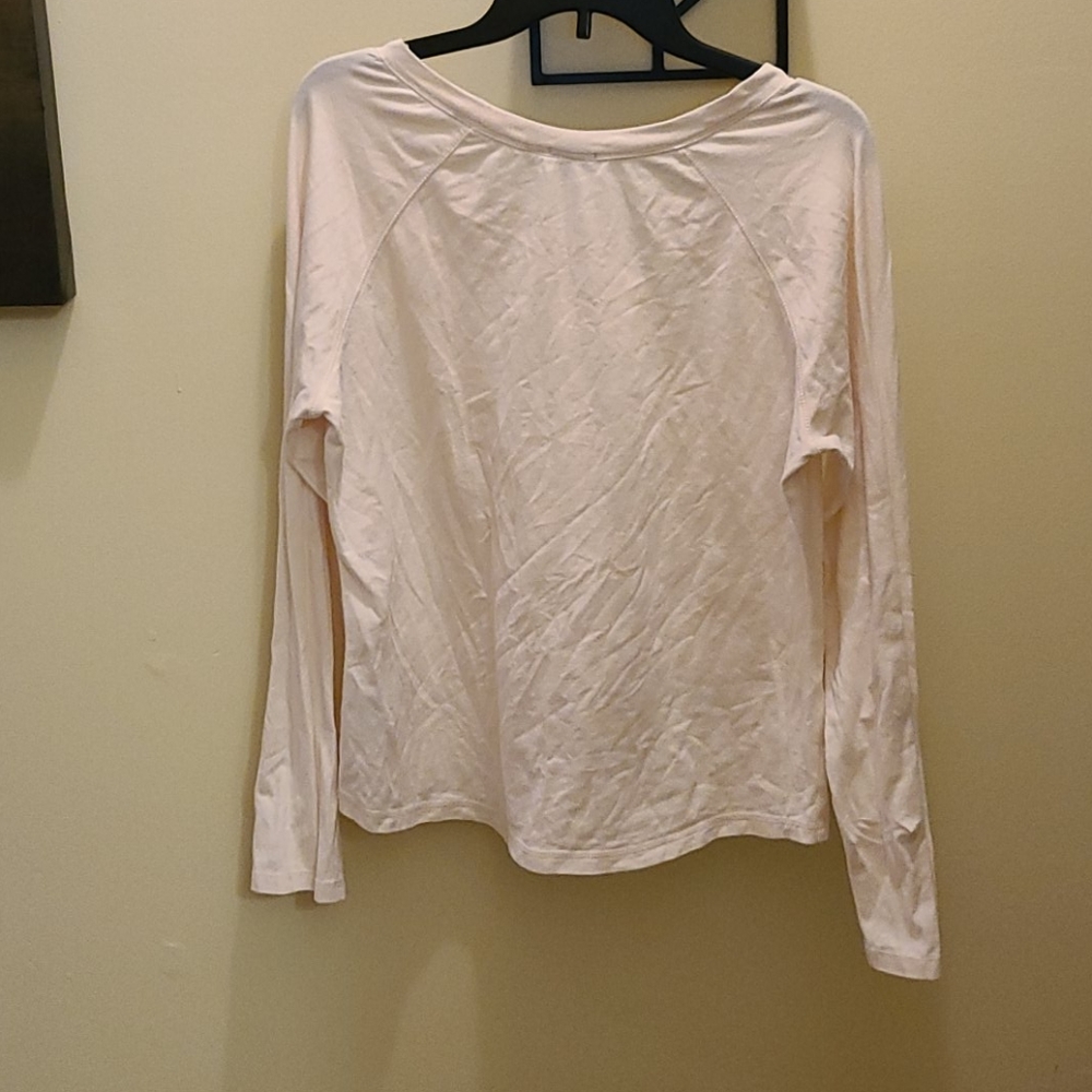 IZOD Top - Picture 4 of 4